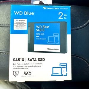 Western Digital Blue 2TB SATA SSD